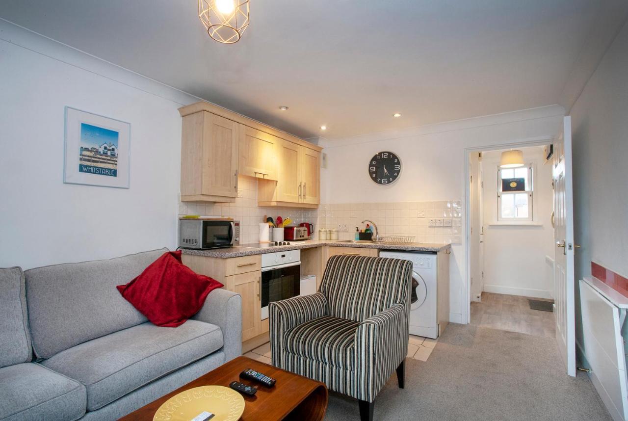 The Spires - Cosy apartment just outside of city centre Cantorbéry Extérieur photo