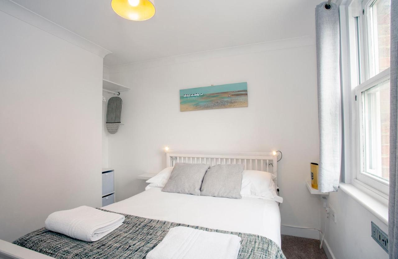 The Spires - Cosy apartment just outside of city centre Cantorbéry Extérieur photo