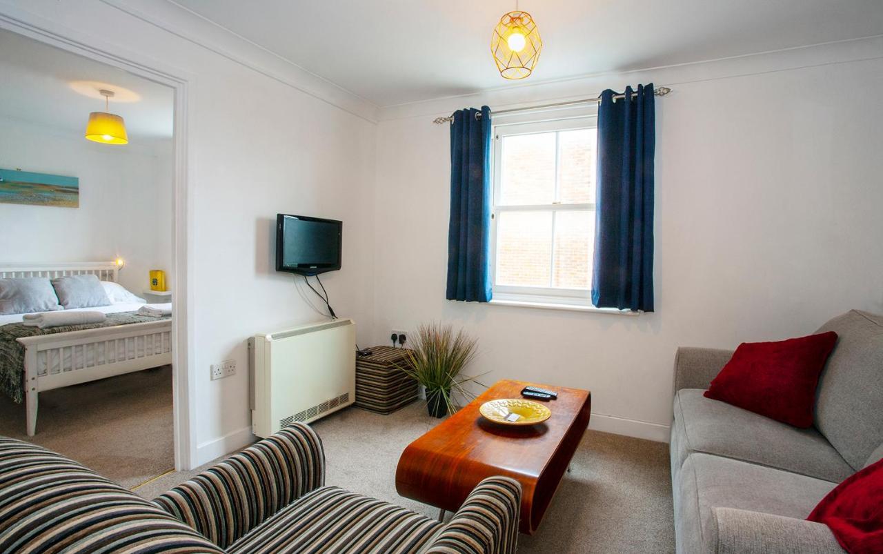 The Spires - Cosy apartment just outside of city centre Cantorbéry Extérieur photo